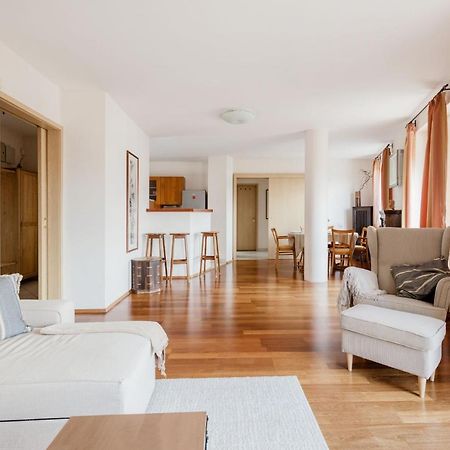 Bright And Spacious Penthouse W/ Terrace & Parking Budapest Ngoại thất bức ảnh