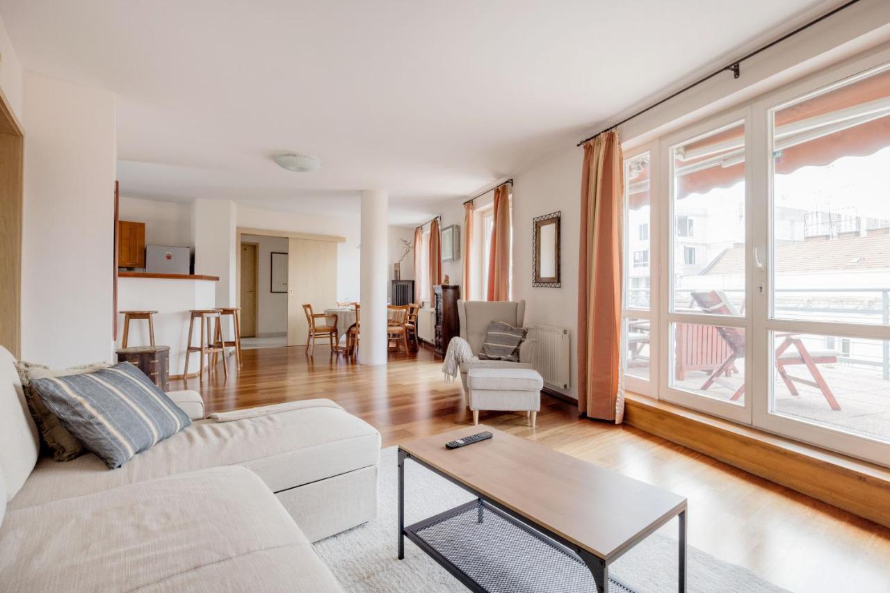 Bright And Spacious Penthouse W/ Terrace & Parking Budapest Ngoại thất bức ảnh